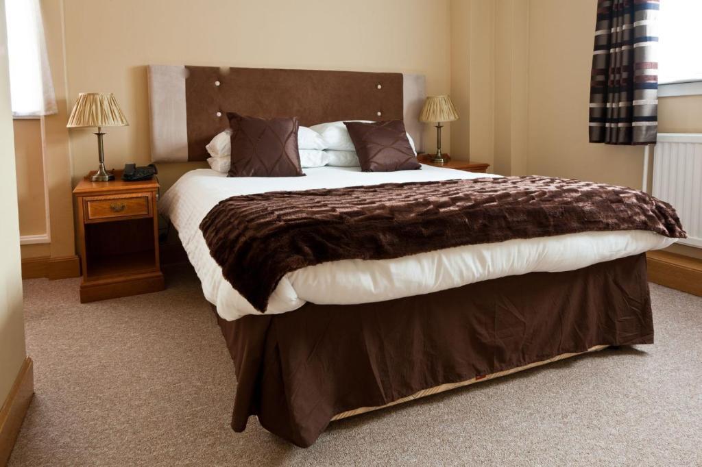 Caledonia Hotel Rosyth Δωμάτιο φωτογραφία