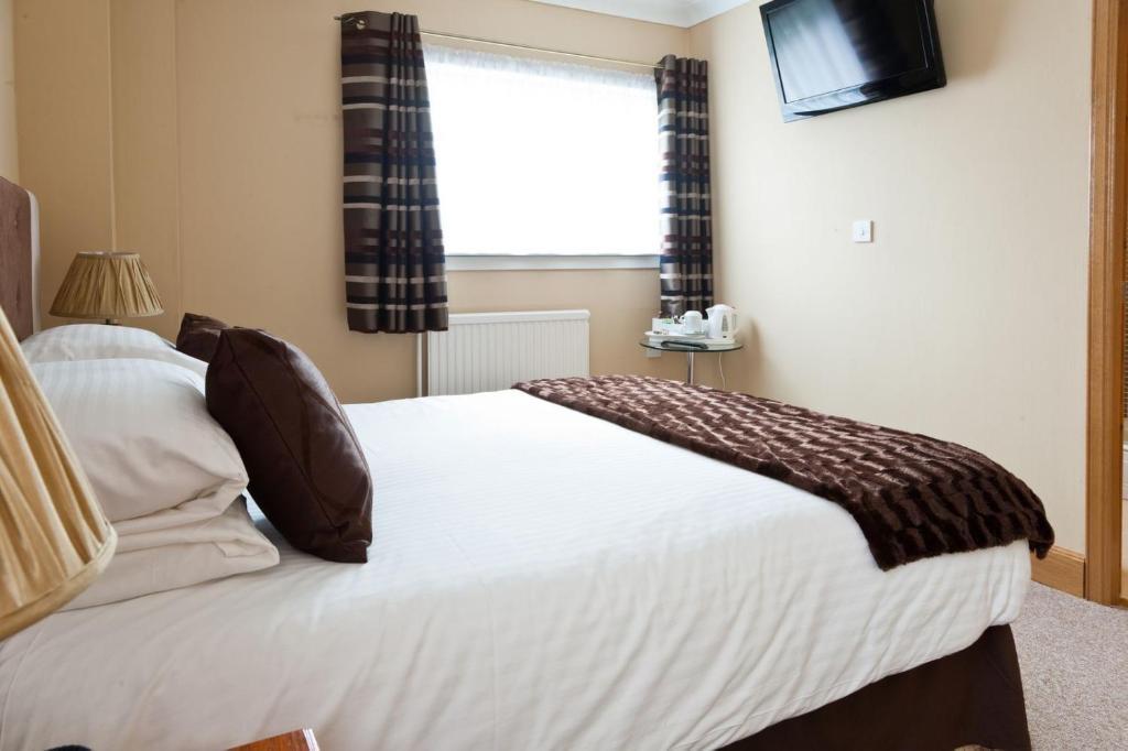 Caledonia Hotel Rosyth Δωμάτιο φωτογραφία