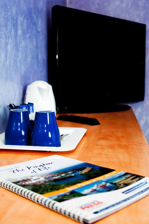 Caledonia Hotel Rosyth Δωμάτιο φωτογραφία
